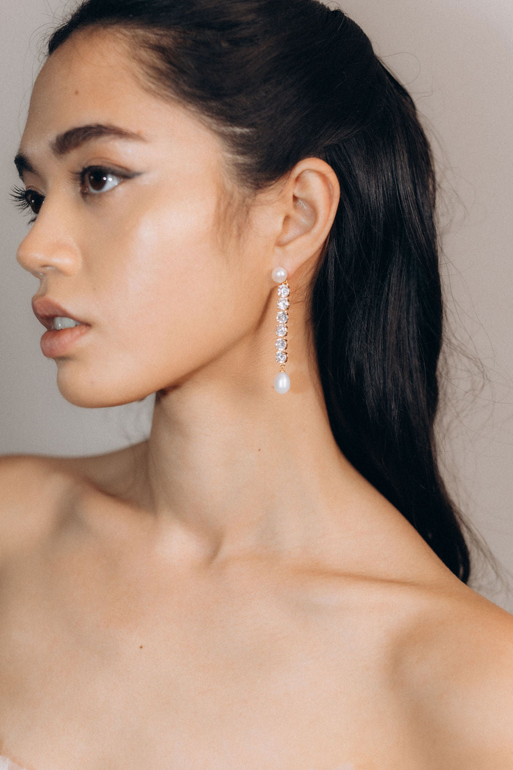 Iliana earrings