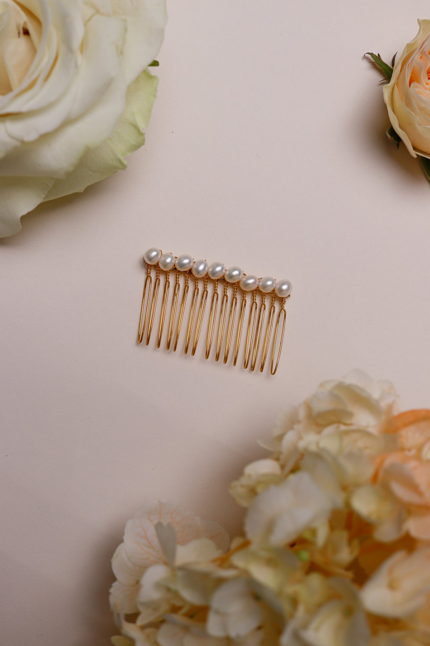 Pearl Comb