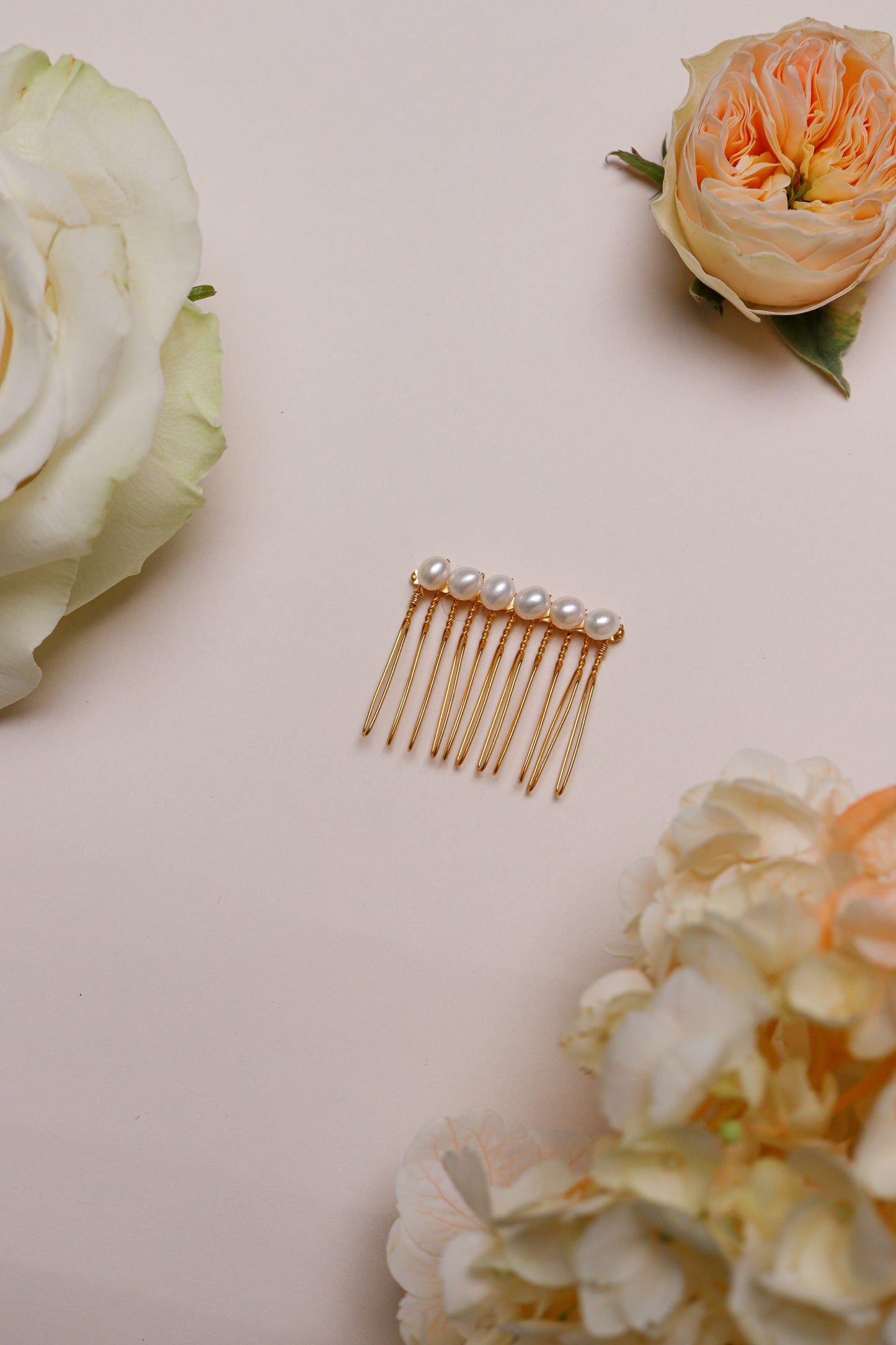 Pearl Comb