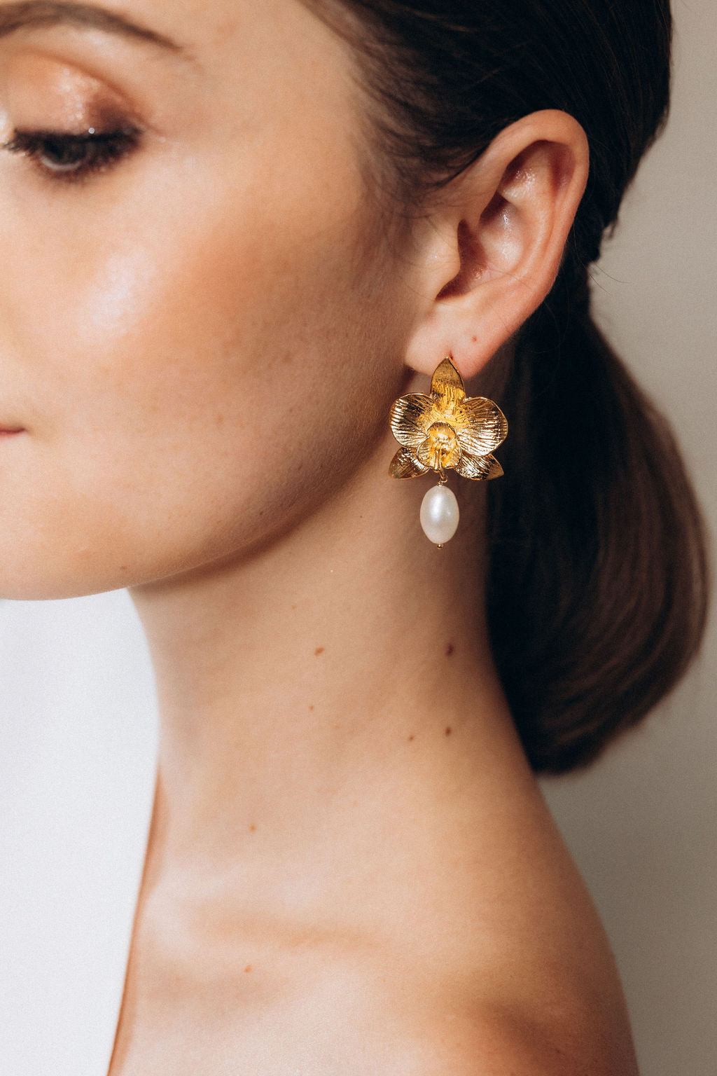 Kallista Earrings