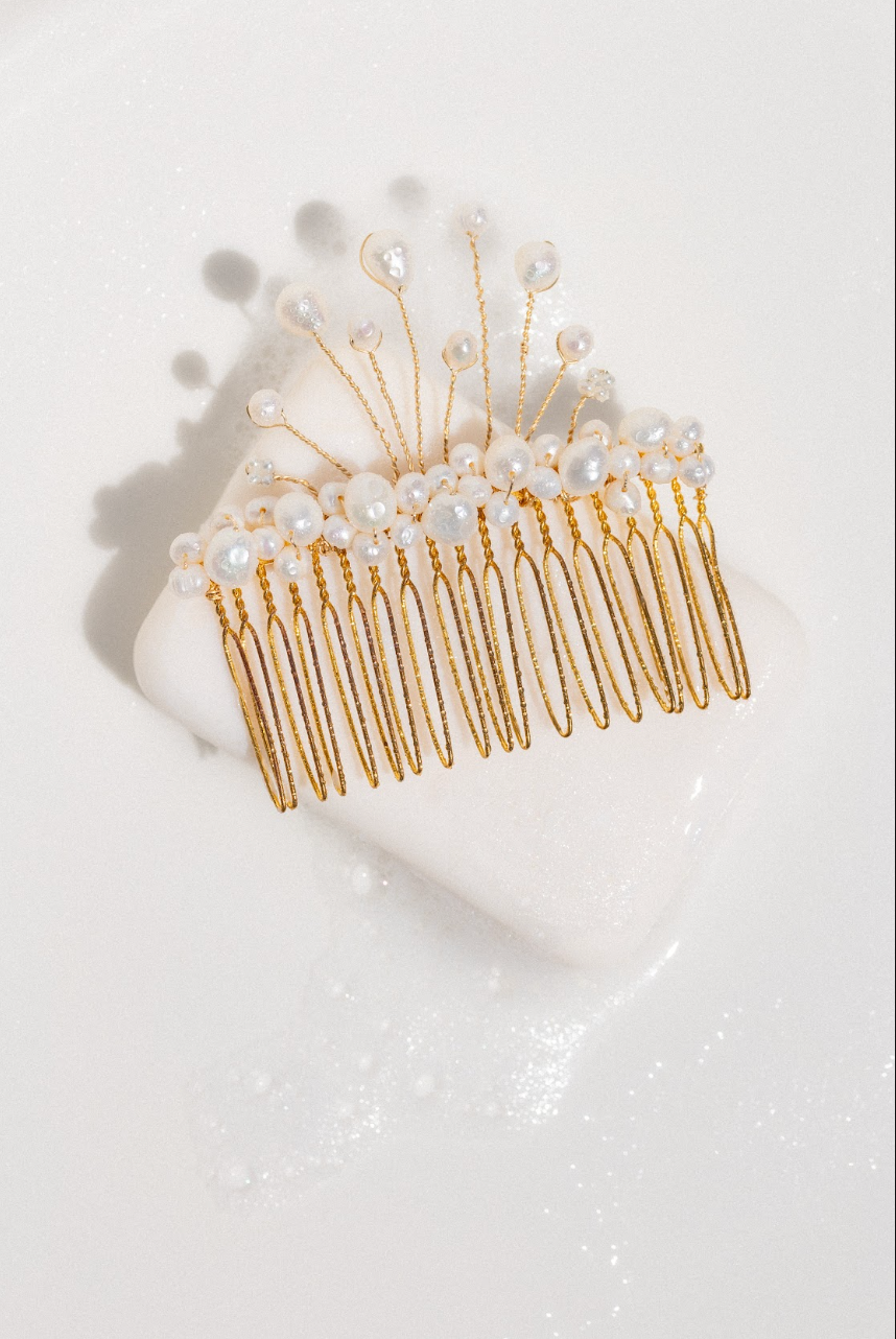 Plume Comb