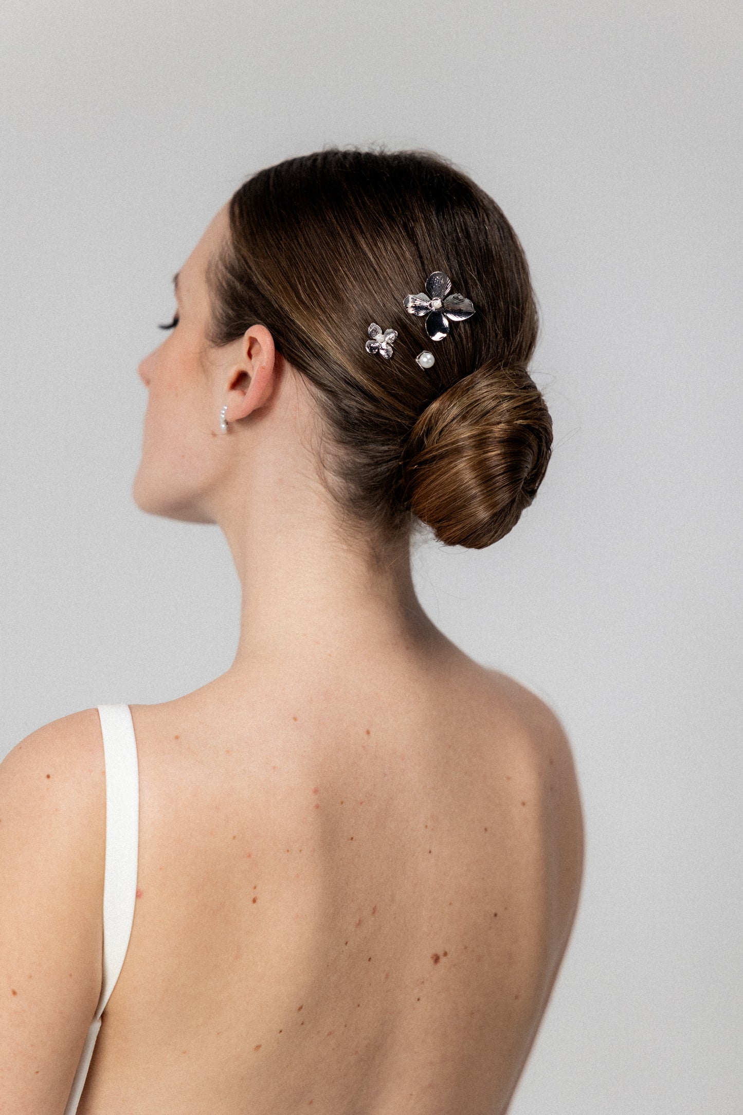 Daphne Pin Set